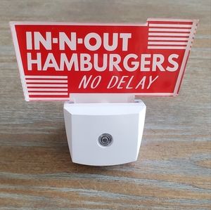In-n-out LED Night Light